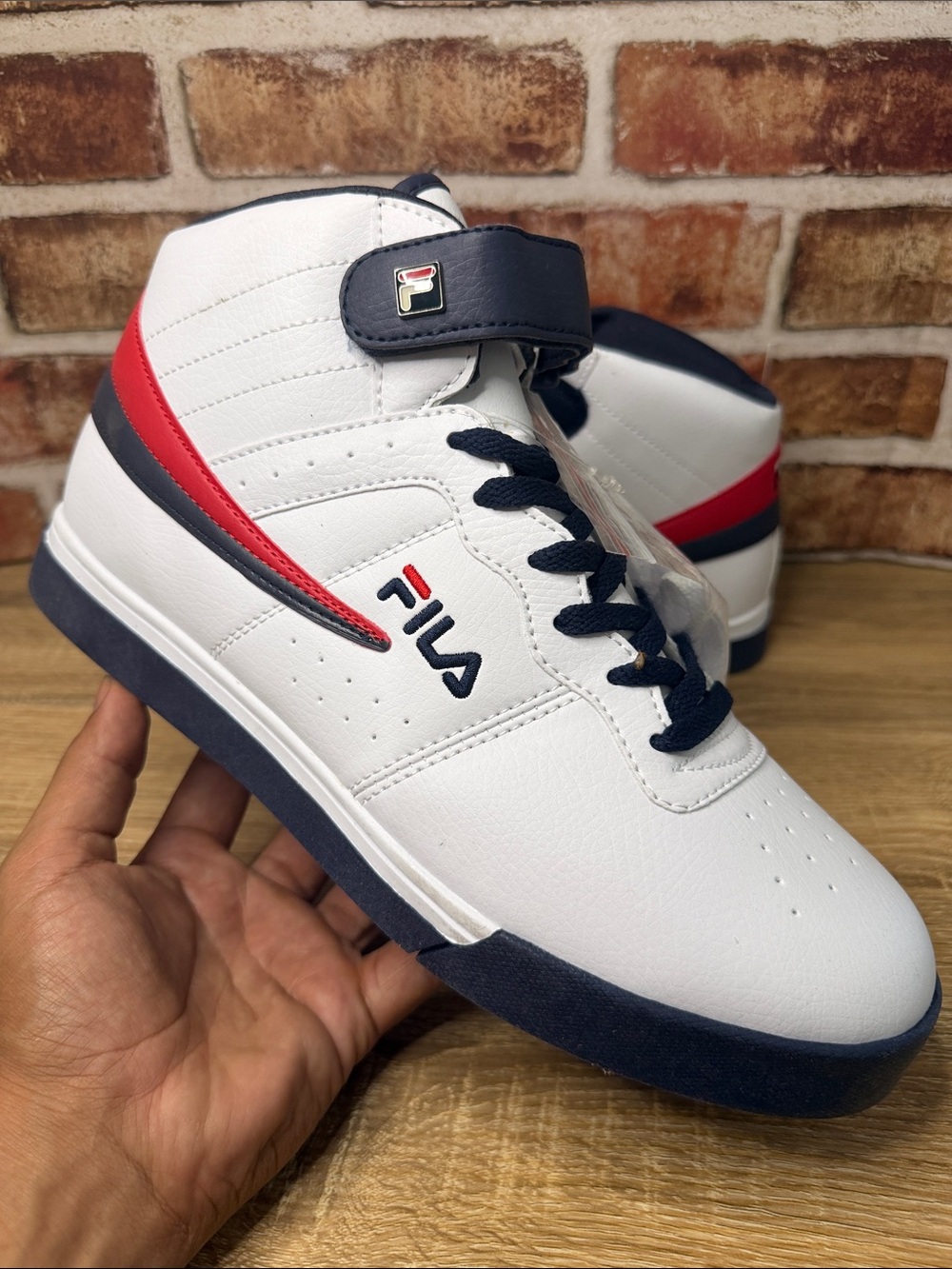 Fila Mens Vulc 13 1SC60526-125 White Basketball Shoes Sneakers Size 11.5